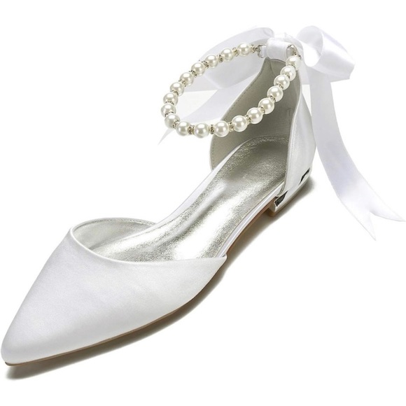 White satin wedding shoes - Picture 5 of 5